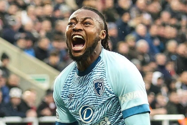 "Antoine Semenyo celebrating after scoring for Bournemouth."