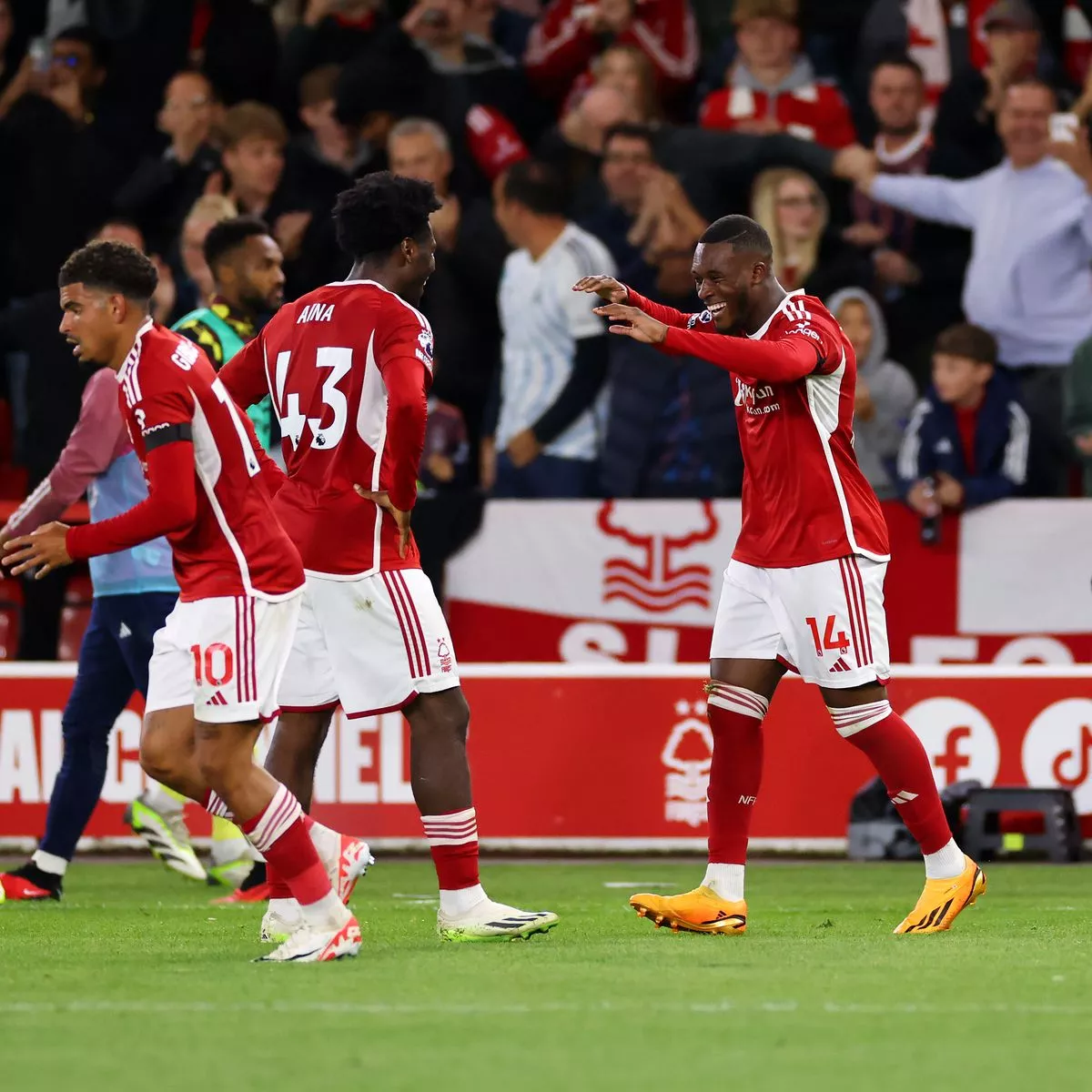 https://i2-prod.nottinghampost.com/article8762107.ece/ALTERNATES/s1200c/0_Callum-Hudson-Odoi-celebrates-with-Ola-Aina-after-scoring-for-Nottingham-Forest-against-Burnley.jpg?utm_source=chatgpt.com