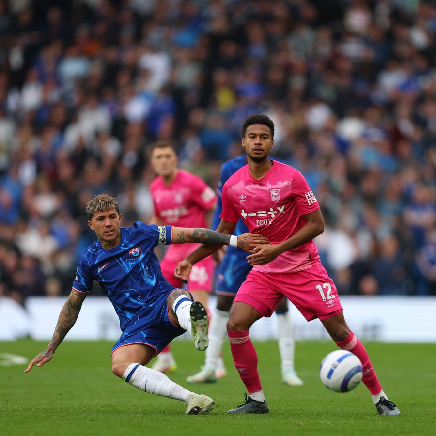 Chelsea Slip in UCL Race After Ipswich Draw