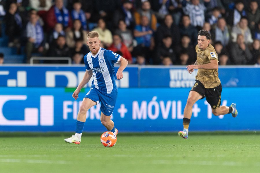 Alavés Stun Sociedad to Climb Out of Drop Zone