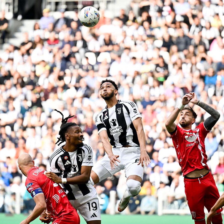 Juventus Overcome Red Card to Beat Monza 2-0
