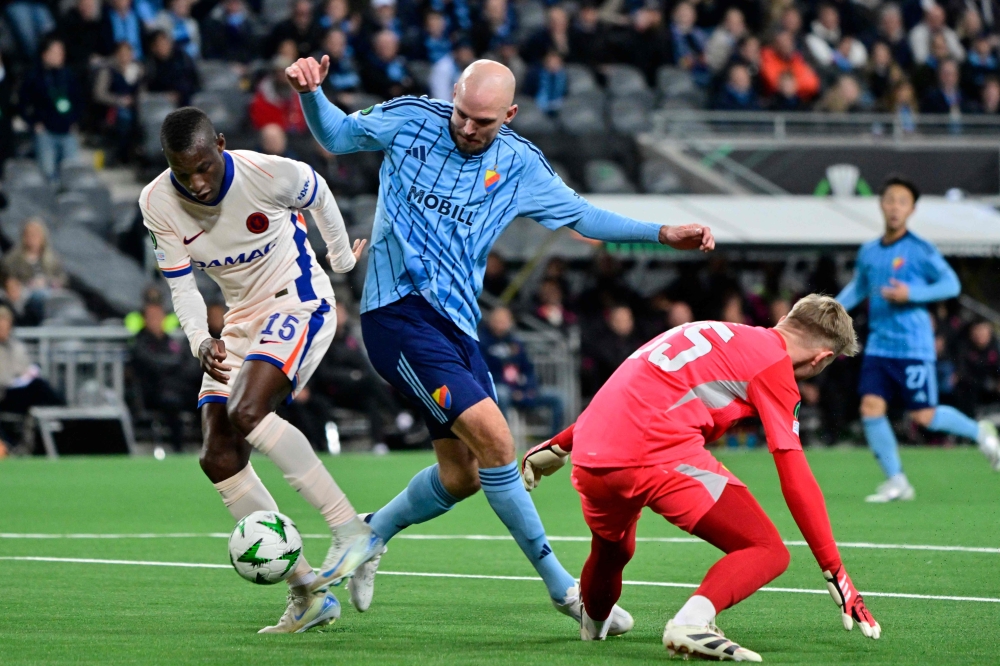 Chelsea One Step from UECL Final After Djurgårdens Rout