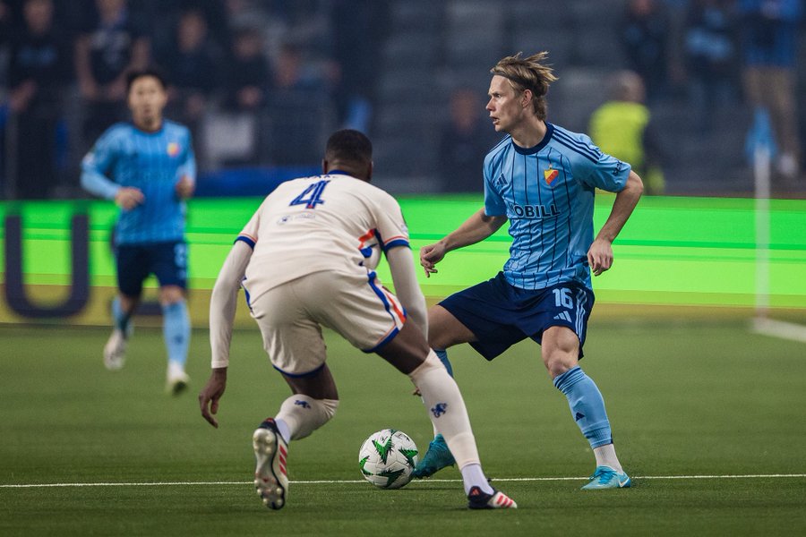 Chelsea One Step from UECL Final After Djurgårdens Rout