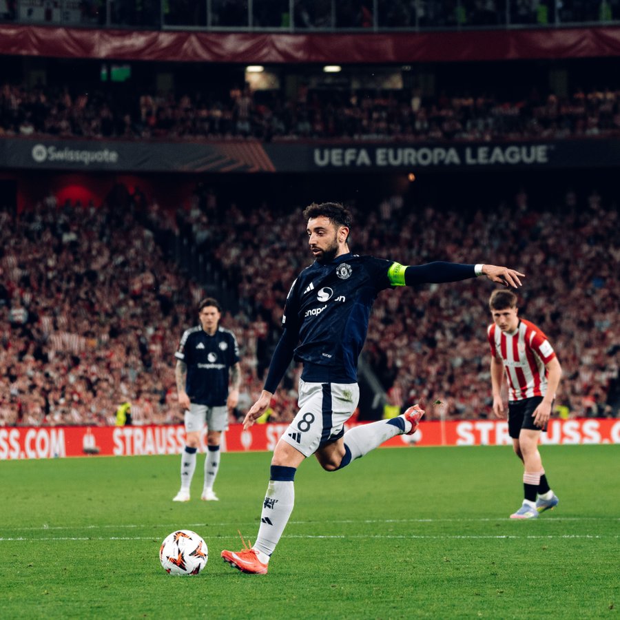 Bruno and Casemiro Fire Man United Past Athletic 3-0