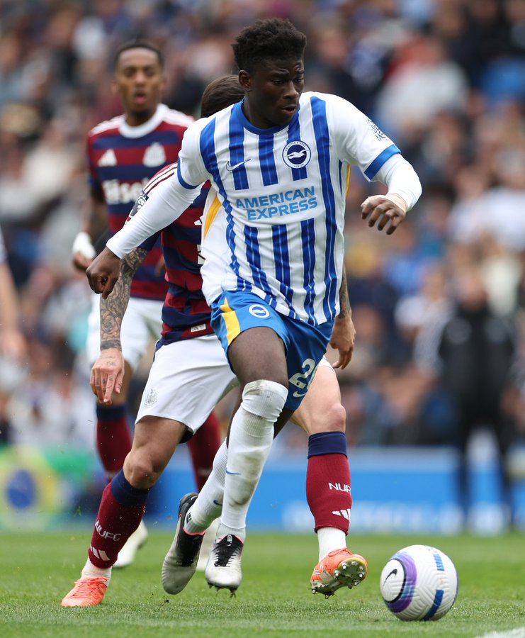 Newcastle vs Brighton Ends in Draw After VAR Drama