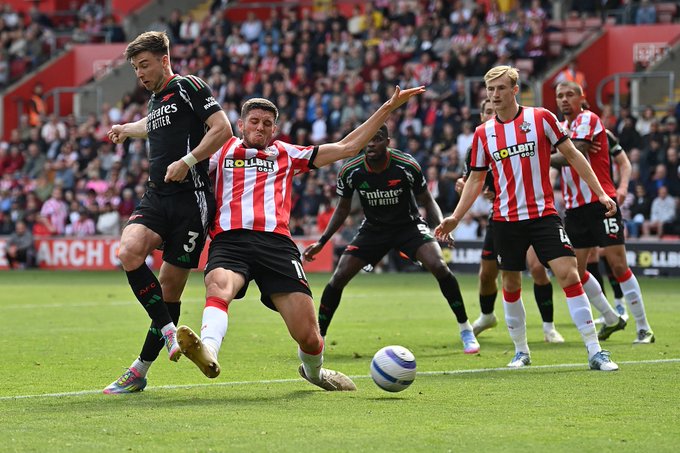 Arsenal Edge Southampton to Seal Second Place in Style