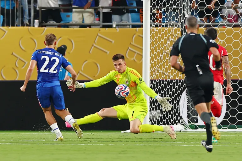 Chelsea Crush Benfica 4-1 to Reach Club World Cup Quarters