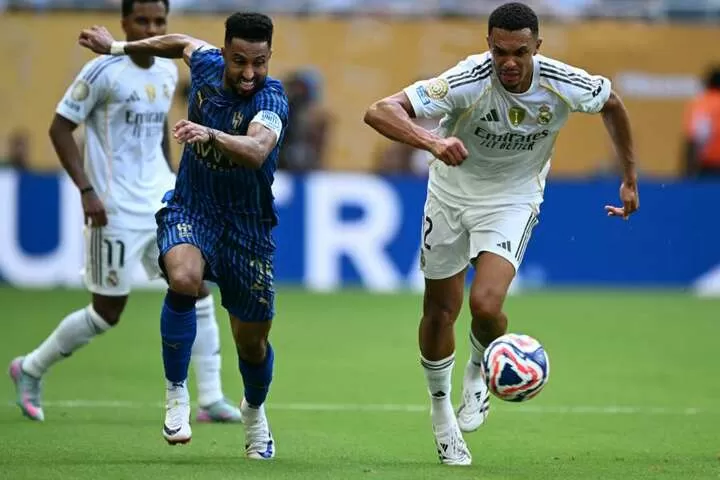 ✅ Bounou Saves Late Penalty as Al-Hilal Hold Real Madrid
