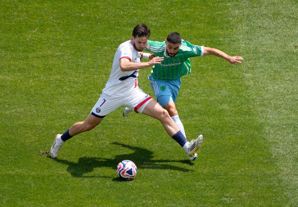 PSG Beat Seattle 2-0 to Reach Club World Cup Last 16