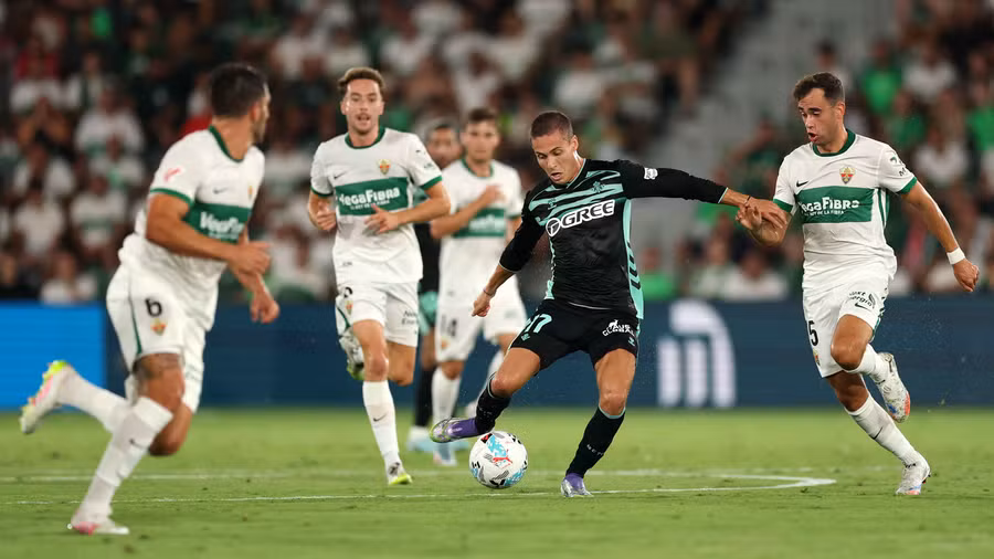 Elche’s LaLiga Return: A Resilient 1-1 Draw Against Real Betis