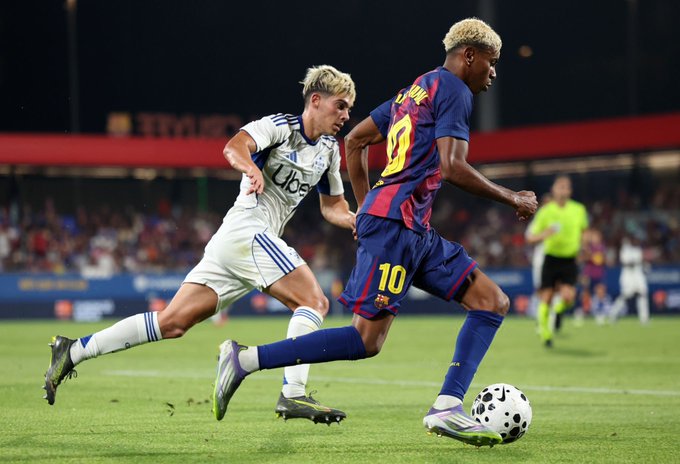 FC Barcelona Dominates Como in a Friendly Spectacle