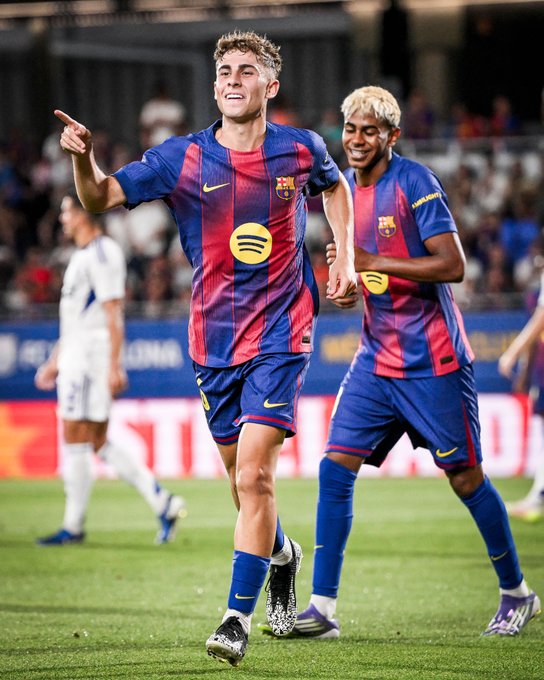 FC Barcelona Dominates Como in a Friendly Spectacle