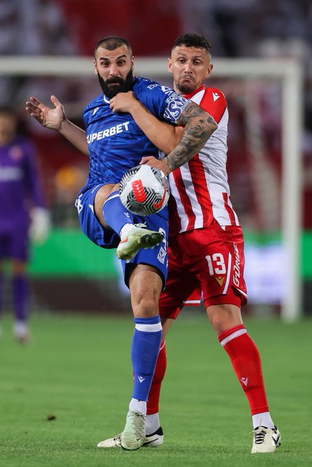 Crvena Zvezda Reach UCL Play-Offs After Draw with Lech Poznań