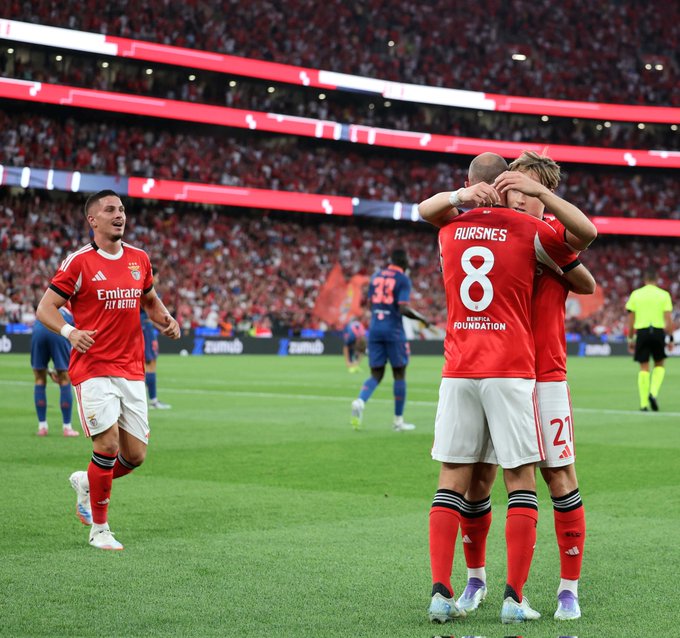 Benfica Beat Nice to Reach Champions League Play-Offs