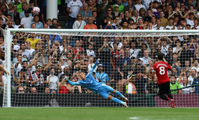 Manchester United Held 1-1 by Fulham as Smith Rowe Strikes