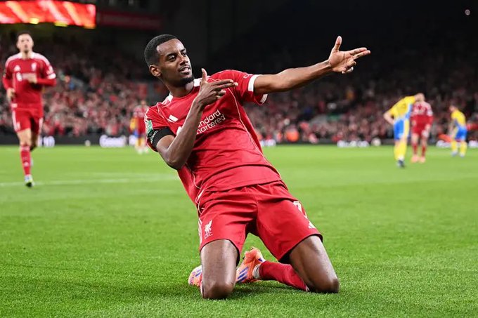 Liverpool Edge Southampton 2-1 in Dramatic EFL Cup Clash