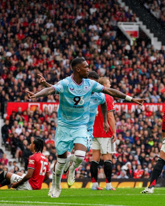 Manchester United 3-2 Burnley: Fernandes Penalty Ends Winless Run