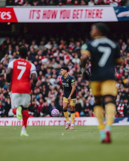 Arsenal Edge West Ham 2–0 to Boost Premier League Title Hopes