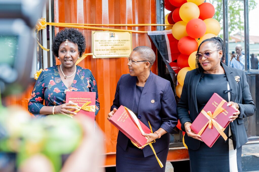 Bangbet mobile legal aid in Kibera