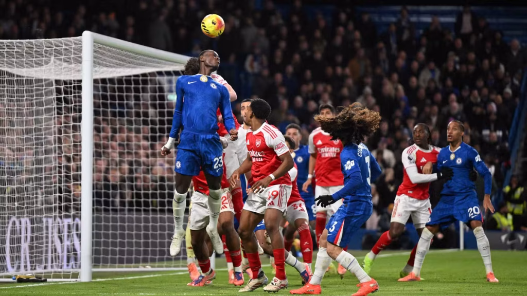 Ten-Man Chelsea Hold Arsenal 1–1 in Premier League Thriller