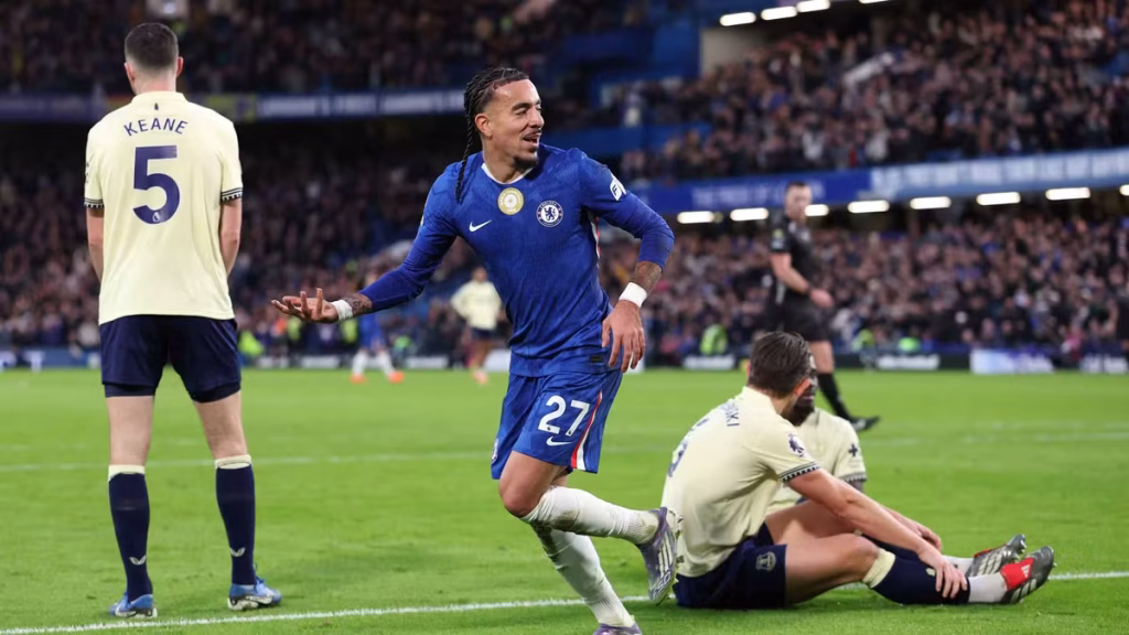 Chelsea 2-0 Everton: Palmer Inspires Blues to Historic Home Run