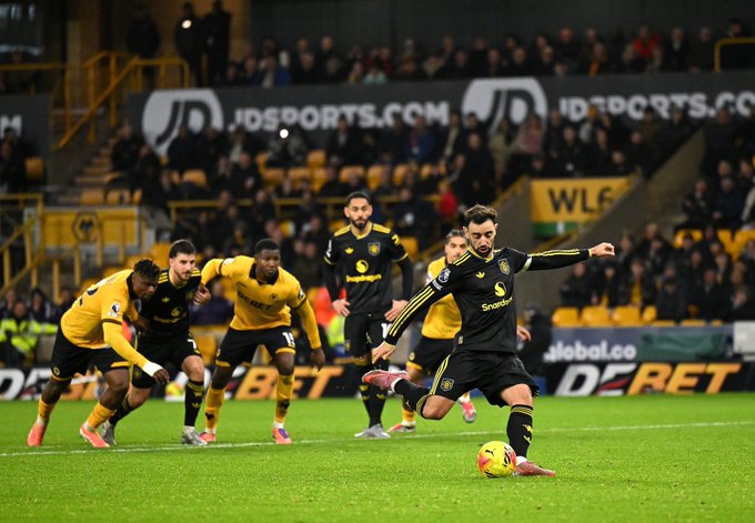 Wolves vs Man United: Dominant 4-1 Win for Red Devils