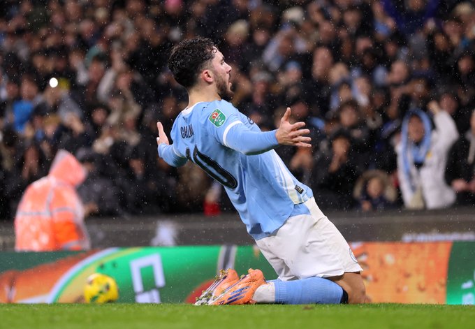 Manchester City Cruise Past Brentford to Reach Carabao Cup Semi-Finals