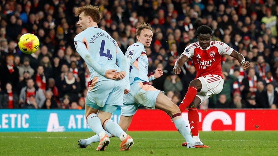 Arsenal 2–0 Brentford: Gunners Extend Home Dominance to Stay Clear at the Top