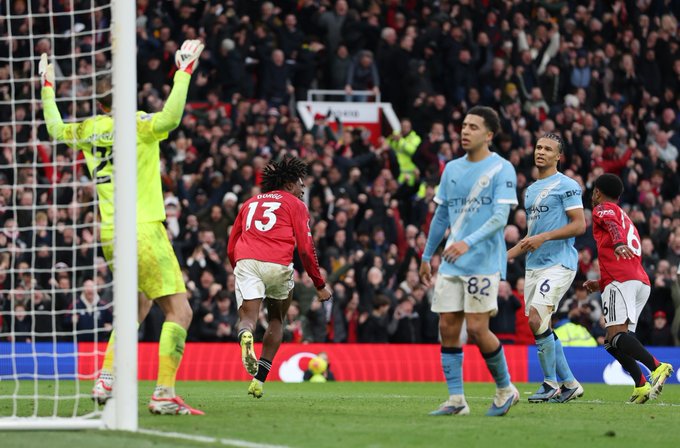 Man United 2-0 Man City: Carrick Wins First Manchester Derby