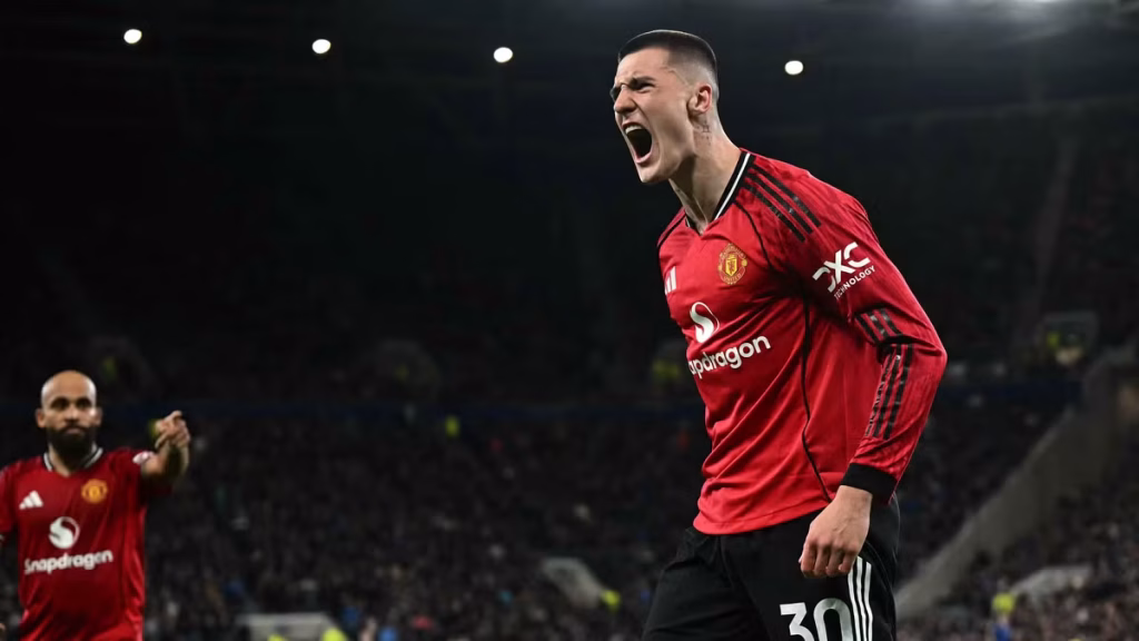 Manchester United Edge Everton 1-0 as Carrick’s Unbeaten Run Continues
