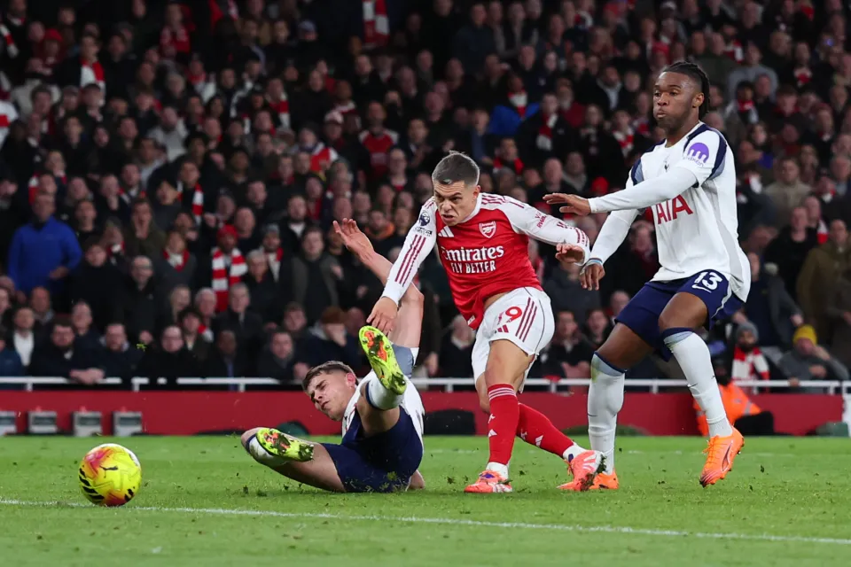 Arsenal 4-1 Tottenham: Gunners Stay Top with Dominant Derby Win