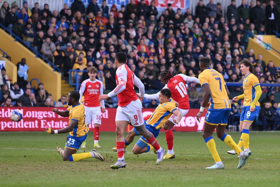 Arsenal Survive Mansfield Scare to Reach FA Cup Quarter-Finals

