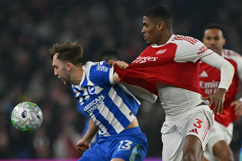 Arsenal Edge Brighton 1–0 to Extend Premier League Title Lead