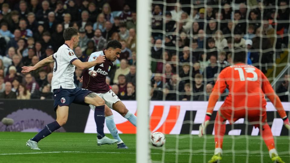 Aston Villa Thrash Bologna 4-0 to Storm Into UEL Semi-Finals 