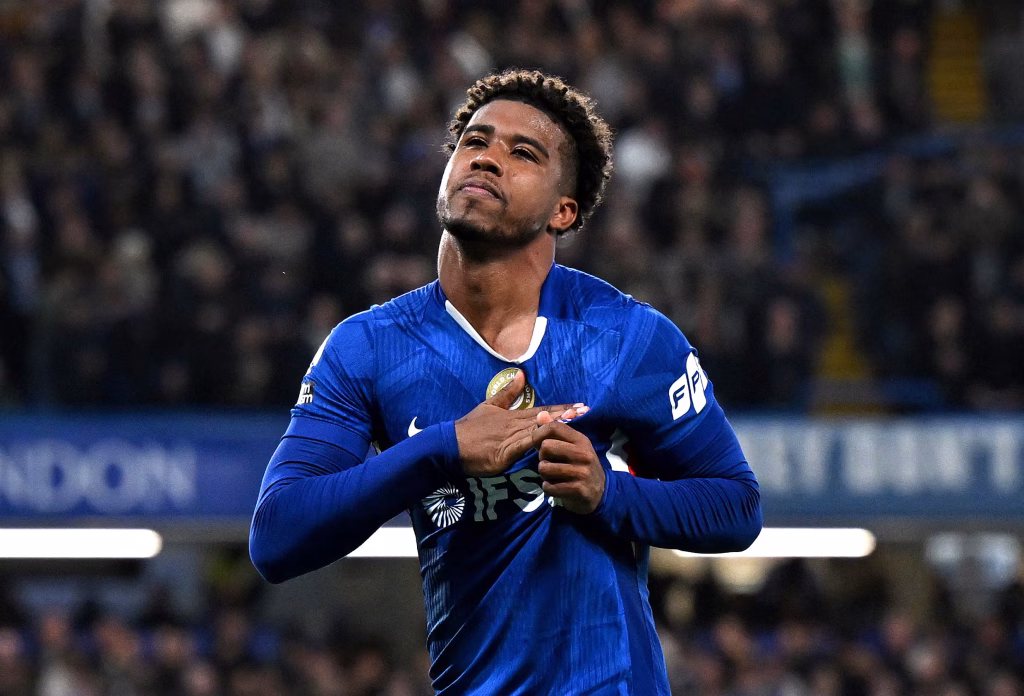 Andrey Santos Joins Manchester United: Red Devils Complete £50m Deal for Chelsea Midfielder