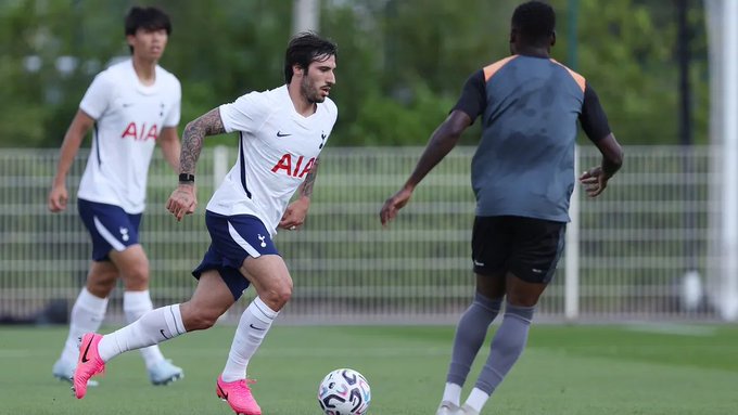 Tottenham Beat MK Dons 1-0 After Lightning Start in Club Friendly
