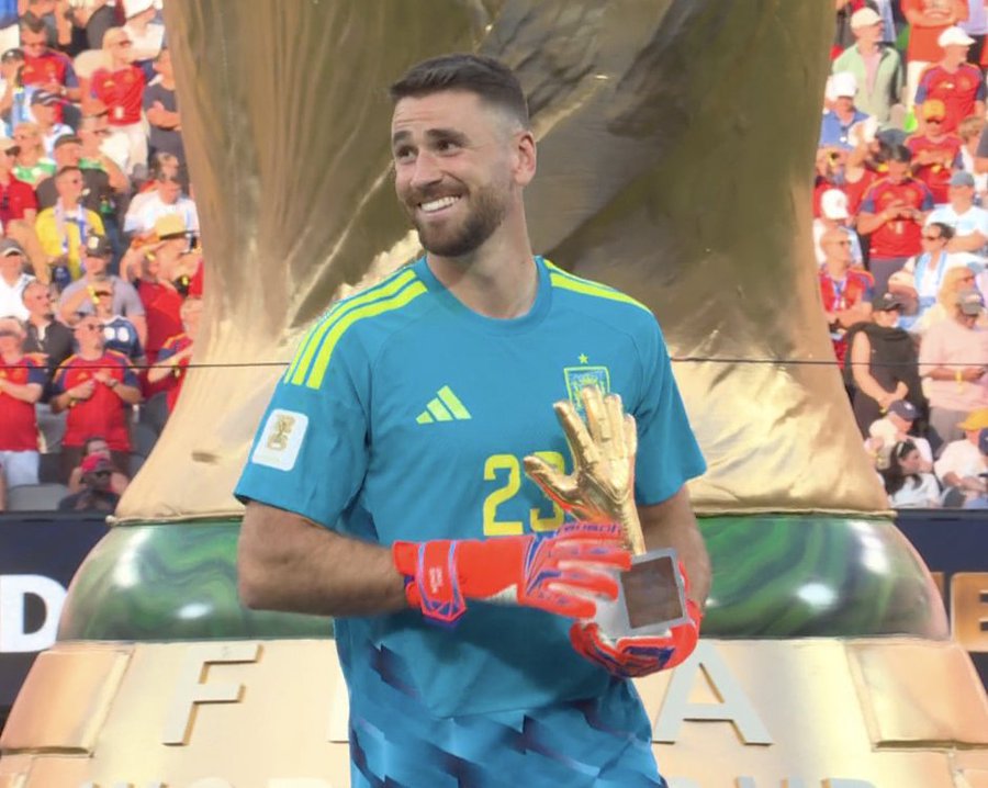 Unai Simón Wins 2026 World Cup Golden Glove