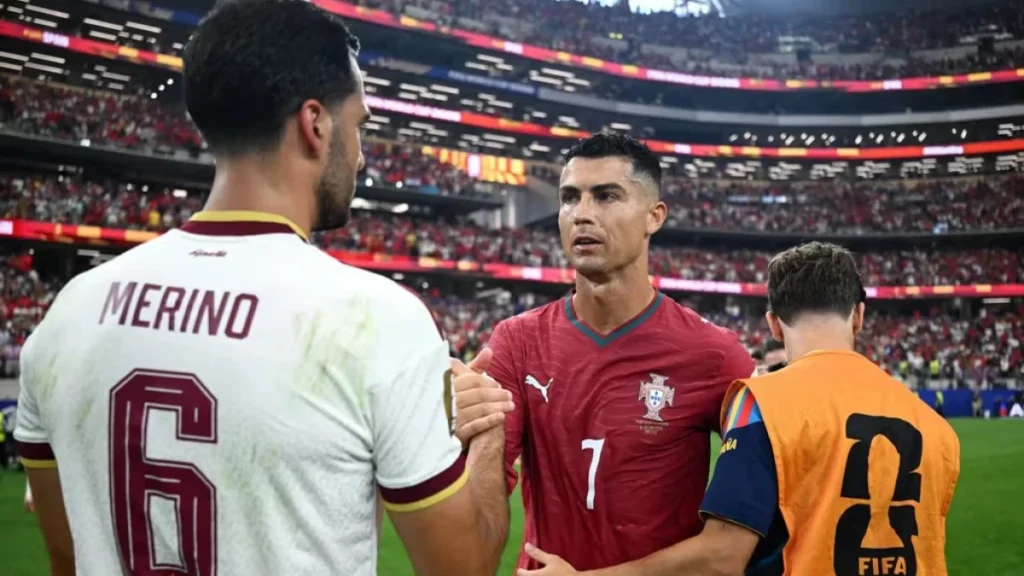 Spain Leave It Late to Knock Out Portugal in World Cup Classic
