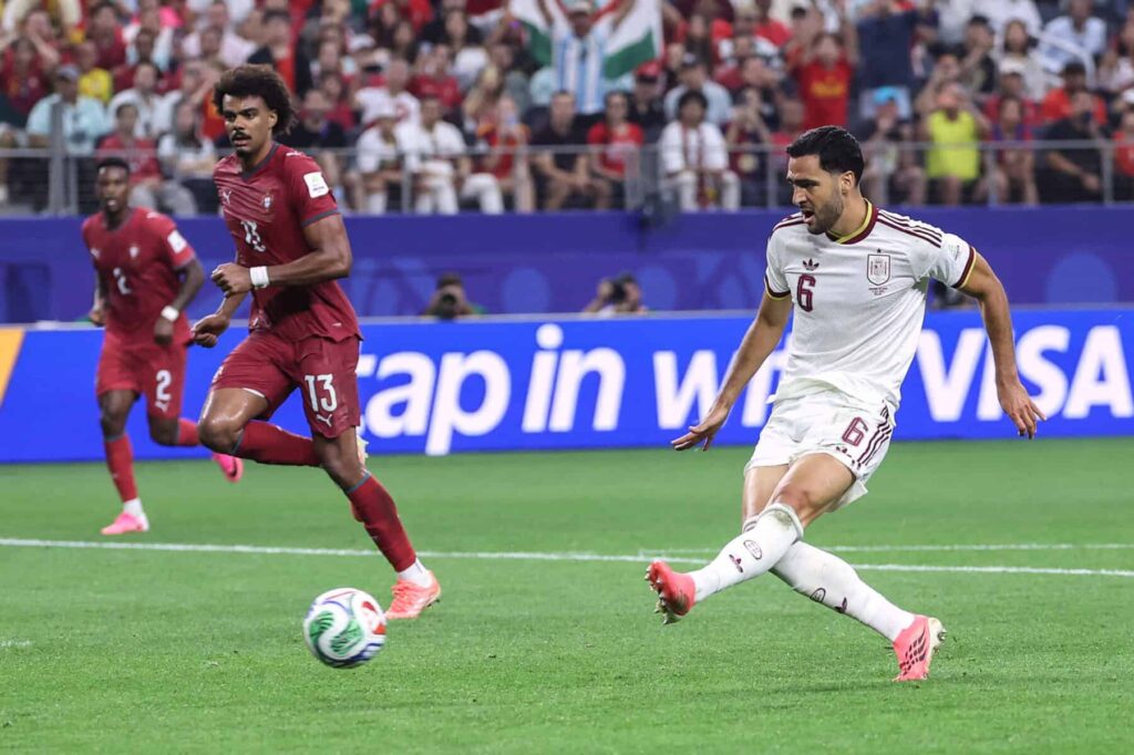 Spain Leave It Late to Knock Out Portugal in World Cup Classic

