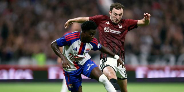 Lyon Beat Sparta Prague to Reach Champions League Play-Off