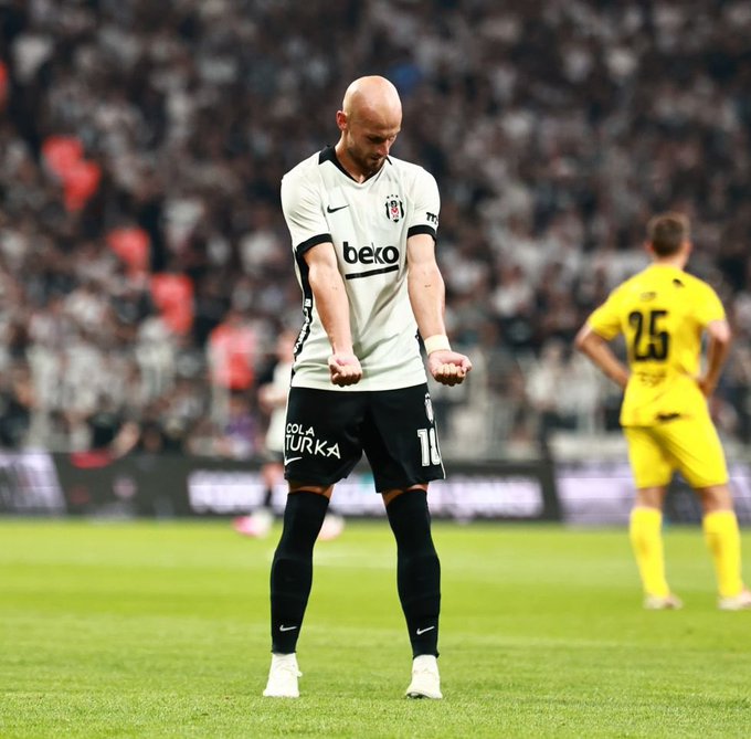 Beşiktaş Edges Hradec Kralove 1-0 in Europa League Qualification Semi-Final