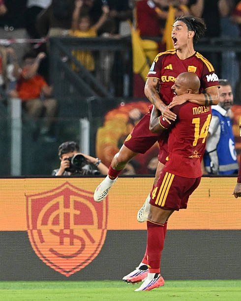 Roma 4-0 Fiorentina: Malen Hat-Trick Inspires Serie A Rout