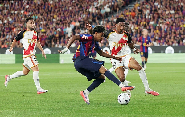 Barcelona 5-2 Rayo: Yamal, Raphinha Shine