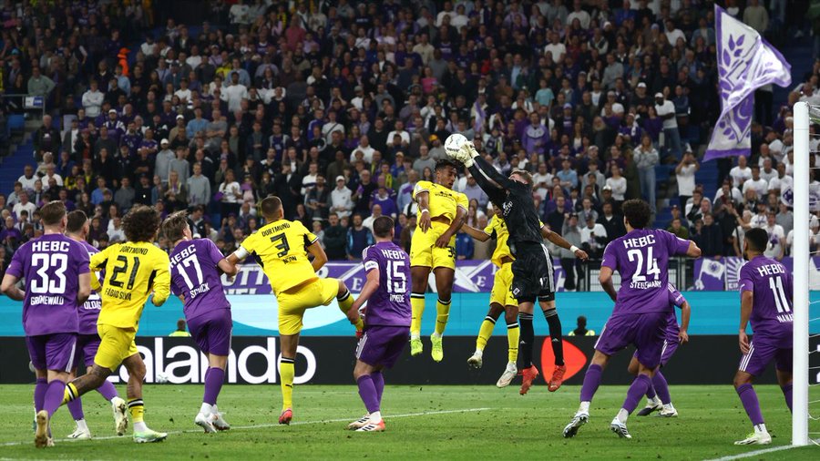 HEBC Hamburg 0-5 Dortmund: BVB Cruise Into DFB-Pokal Next Round