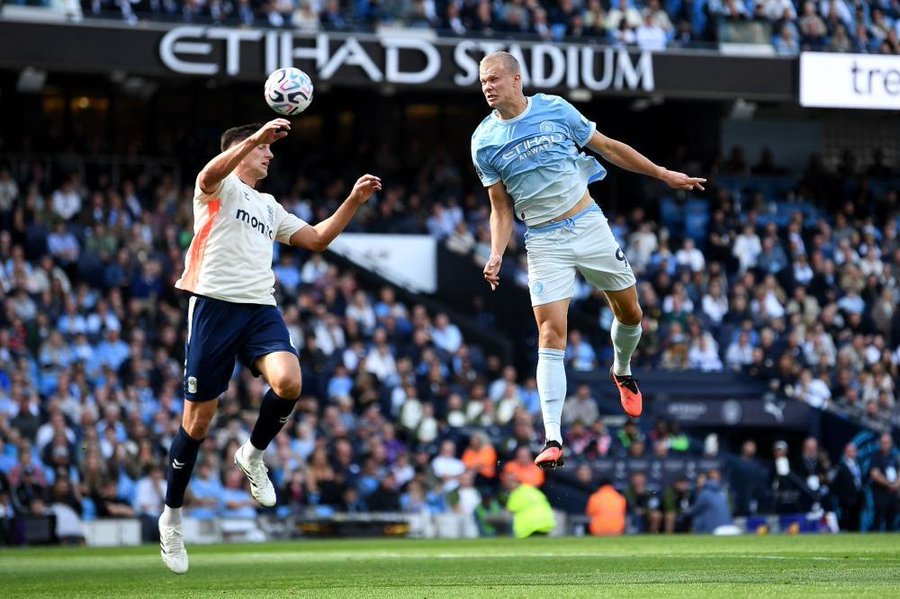 Man City Beat Coventry 1-0 to Stay PerfectÂ