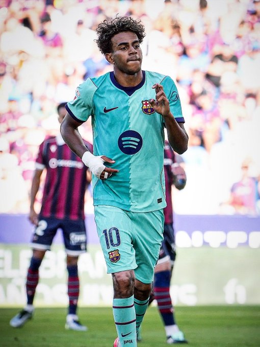 Barcelona Beat Levante 4-2 to Maintain Perfect LaLiga Start