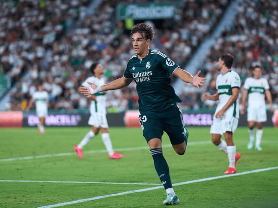 Real Madrid Beats Elche 3-2 as Espí Strikes Late