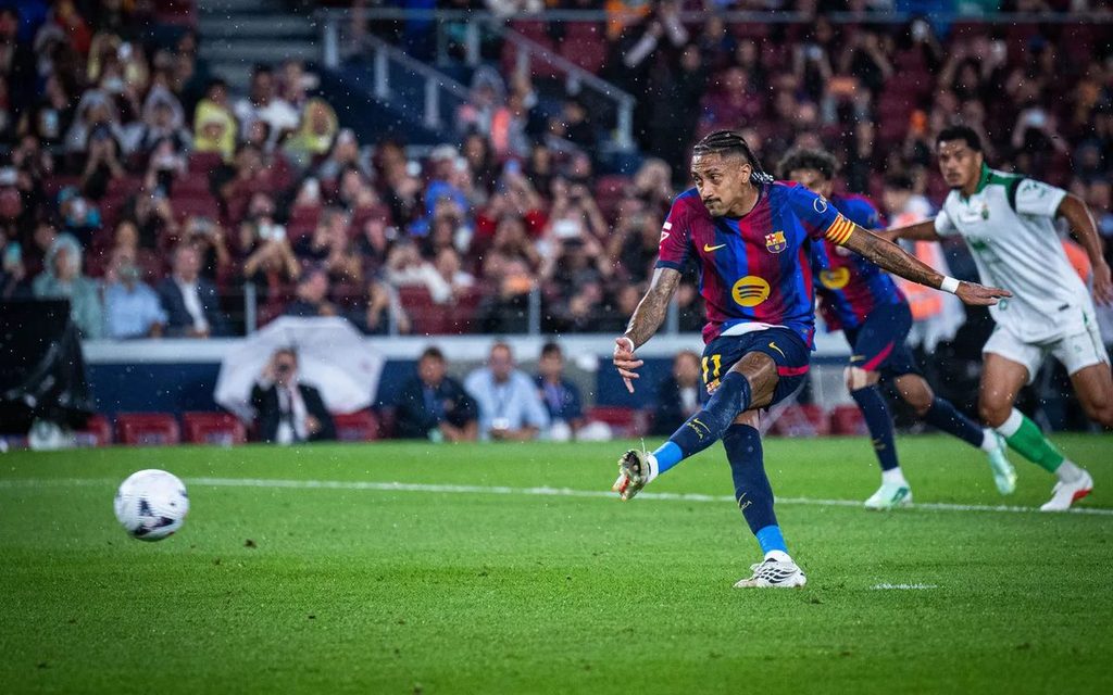 Barcelona 7-2 Racing Santander: Raphinha Hat-Trick Powers Barça Rout