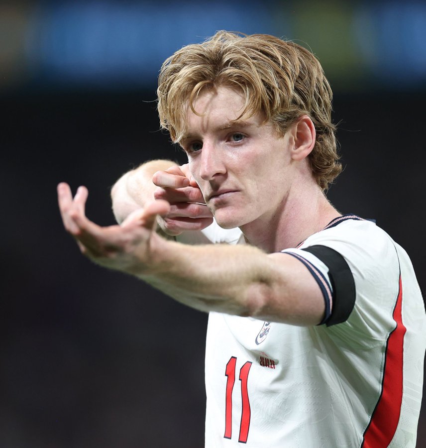 Czech Republic 0-2 England: Gordon and Kane Seal Win
