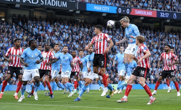 Manchester City 5-3 Sunderland: City Survive Eight-Goal Etihad Thriller